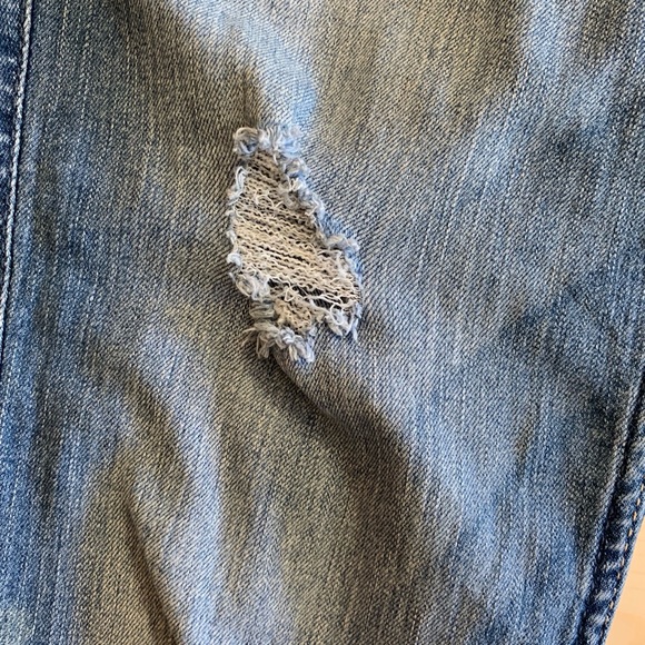 Women’s Hollister Skinny Jeans - Picture 13 of 15